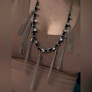 Elegant Silver Chain Necklace with Crystal Accents